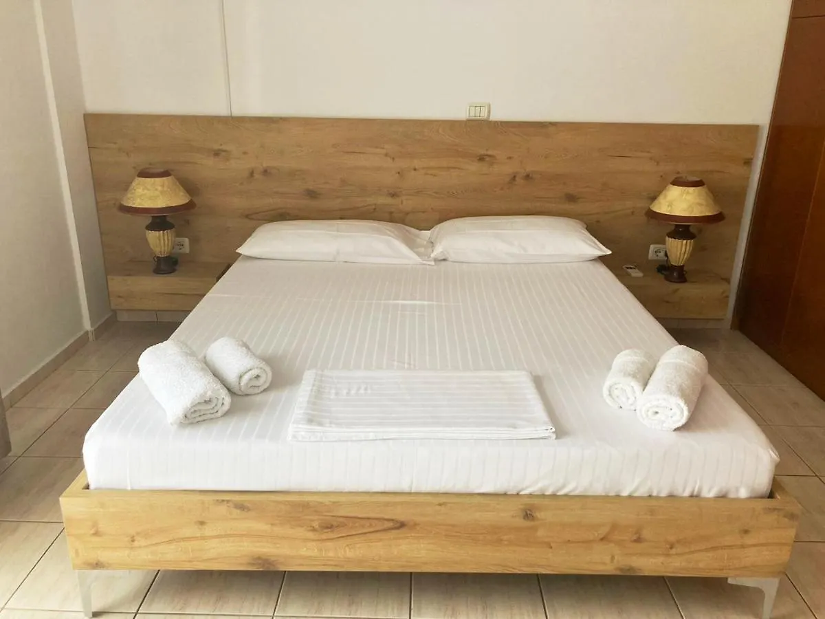 Garden Villa Sarande Apt-6