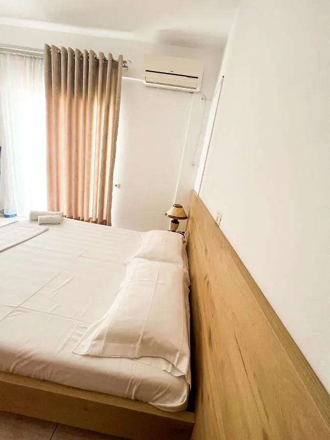 Garden Villa Sarande Apt-6 אלבניה
